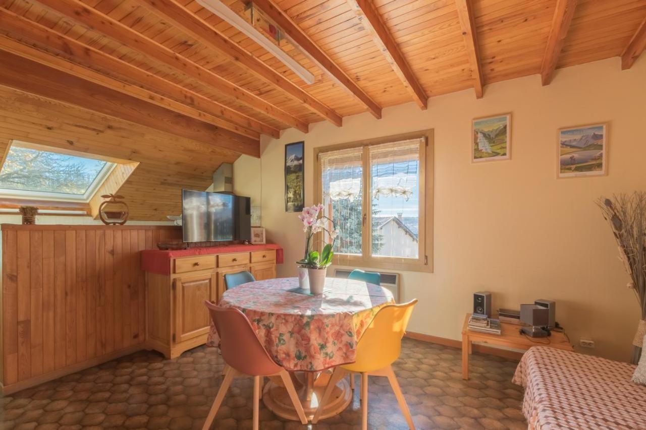 Vacances A La Montagne Saint-Julien-en-Champsaur Room photo